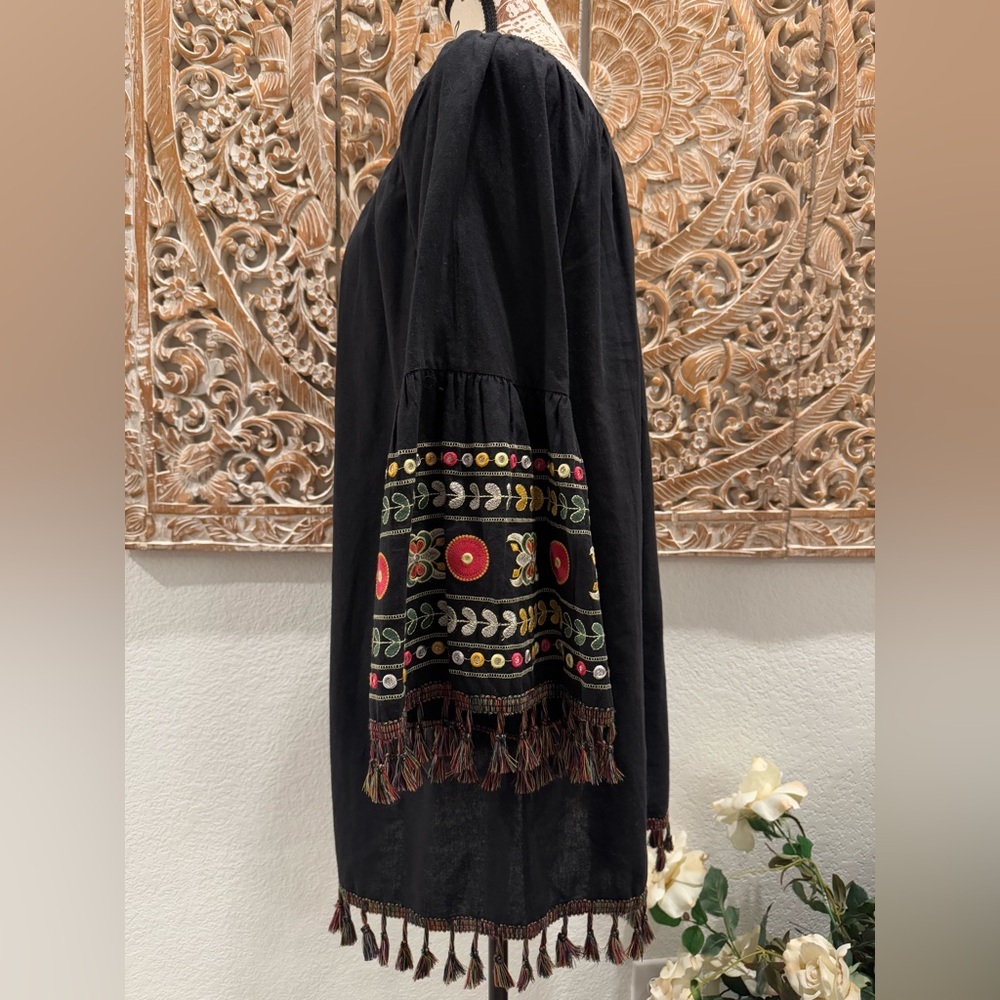 Velzera Black Boho Embroidered Tassel Trim Tunic Blouse- size L - Picture 7 of 16
